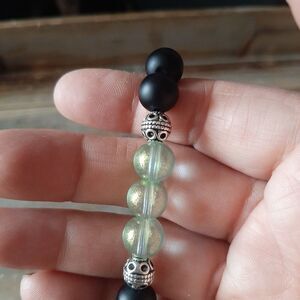 Glass & Onyx Beaded Stretch Bracelet
